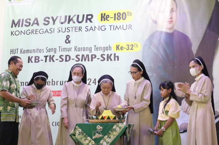 Terus Bertumbuh dalam Kasih Tuhan