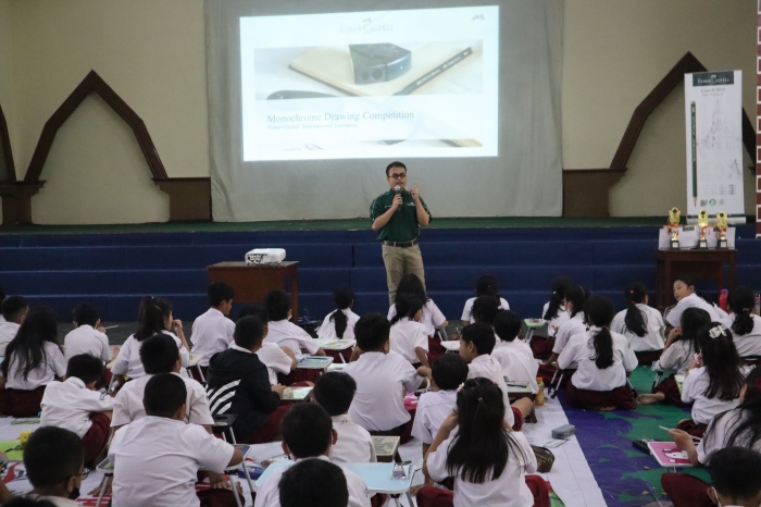 Membangun Kreasi siswa Lewat lomba Mewarnai dan Komik